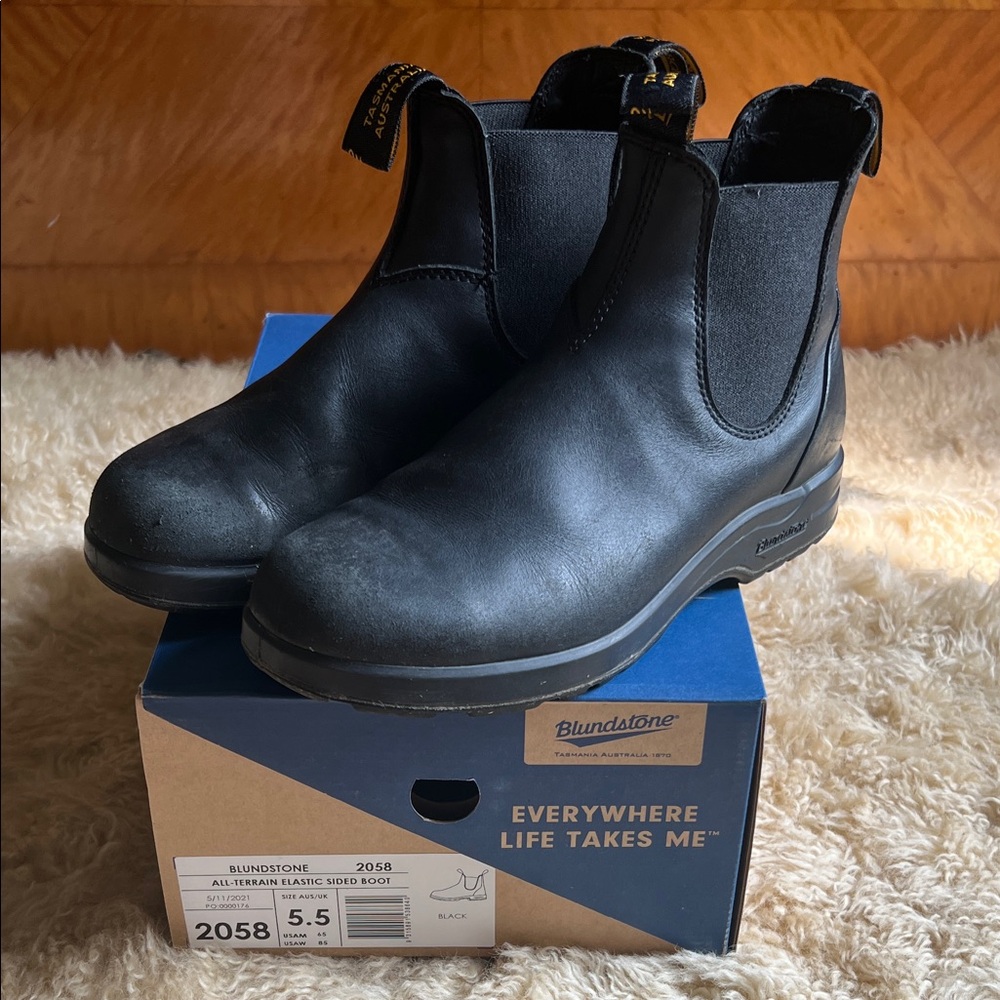 Blundstone Women’s All-Terrain Chelsea Boots 2058 AUS 5.5, US women’s 8.5, Black